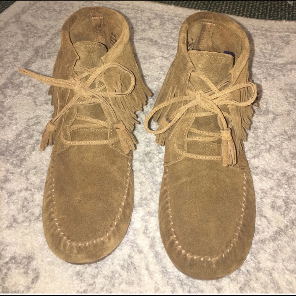 Minnetonka moccasin booties